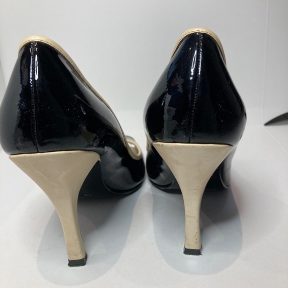 Beautiful Enzo Angiolini black & cream open toe pumps sz 7 - Picture 3 of 3